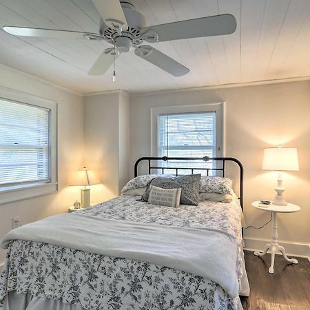 Coastal, Walkable Home In Historic Southport! Екстер'єр фото