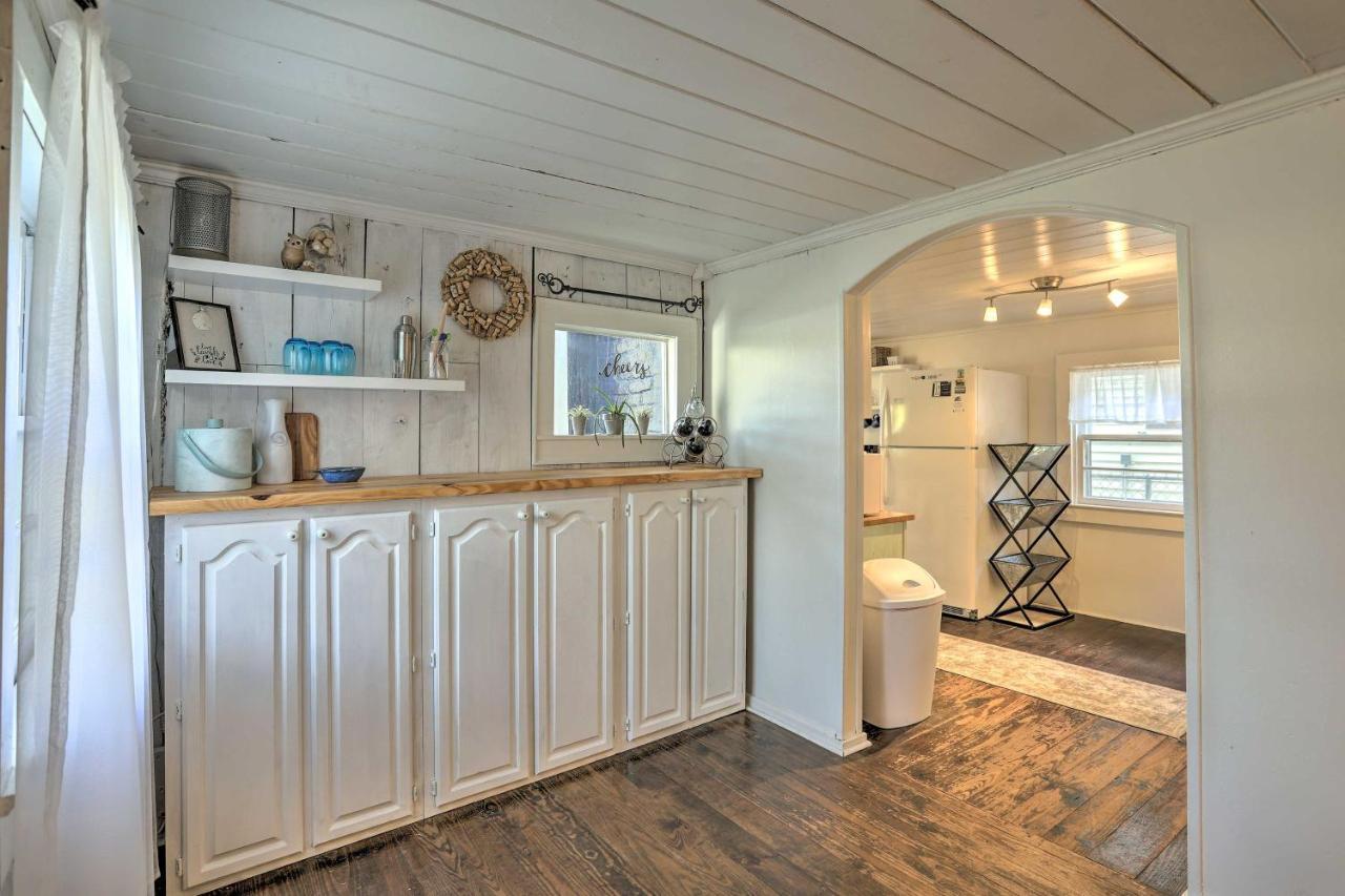 Coastal, Walkable Home In Historic Southport! Екстер'єр фото