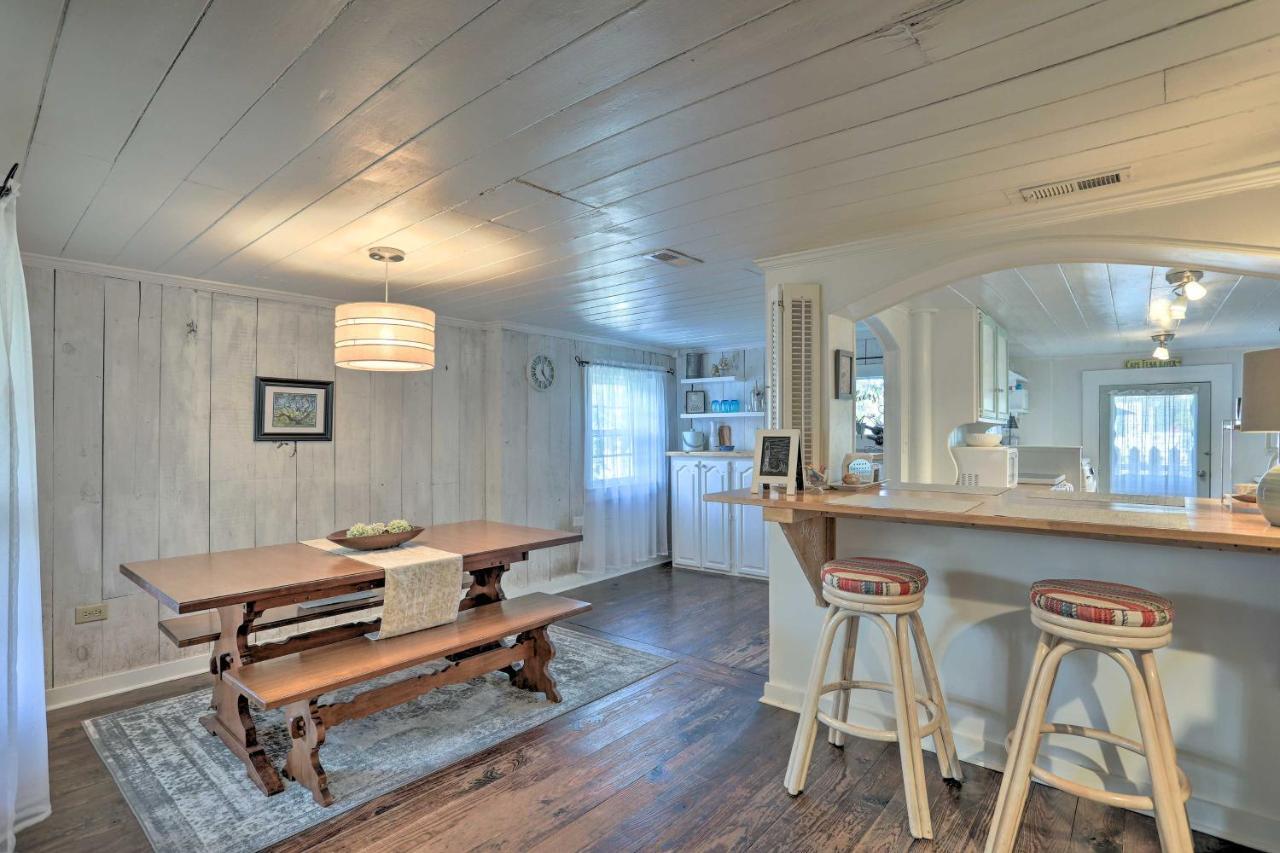 Coastal, Walkable Home In Historic Southport! Екстер'єр фото