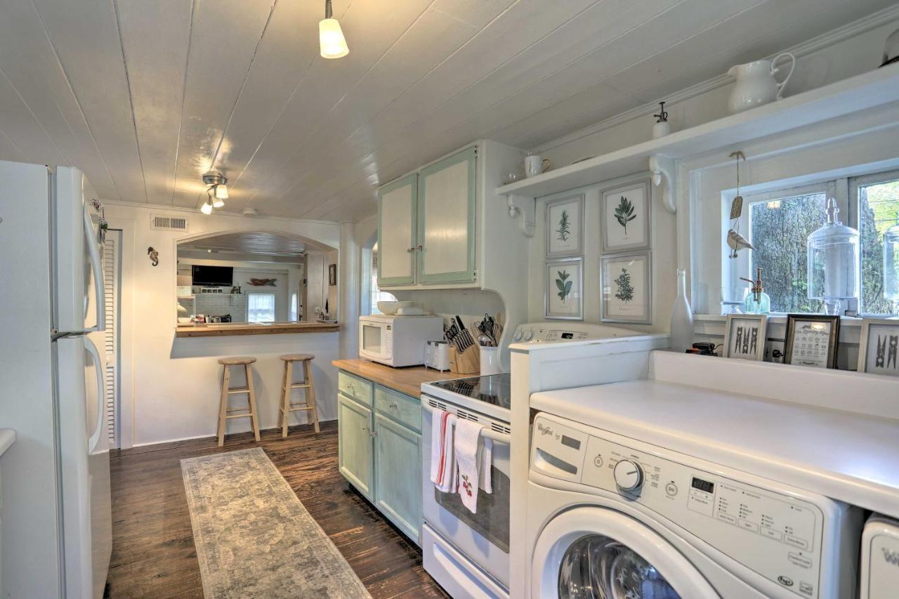 Coastal, Walkable Home In Historic Southport! Екстер'єр фото