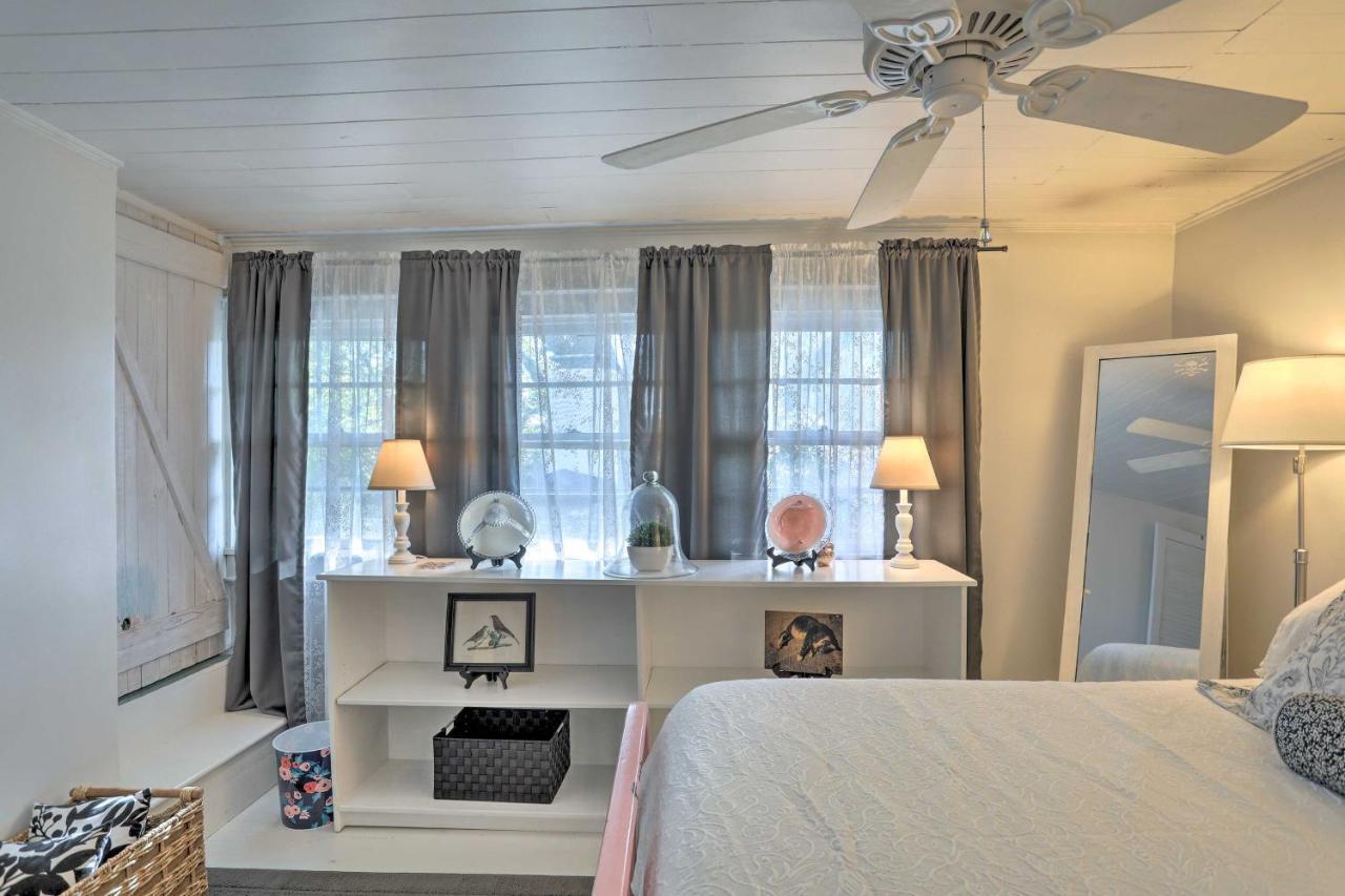 Coastal, Walkable Home In Historic Southport! Екстер'єр фото
