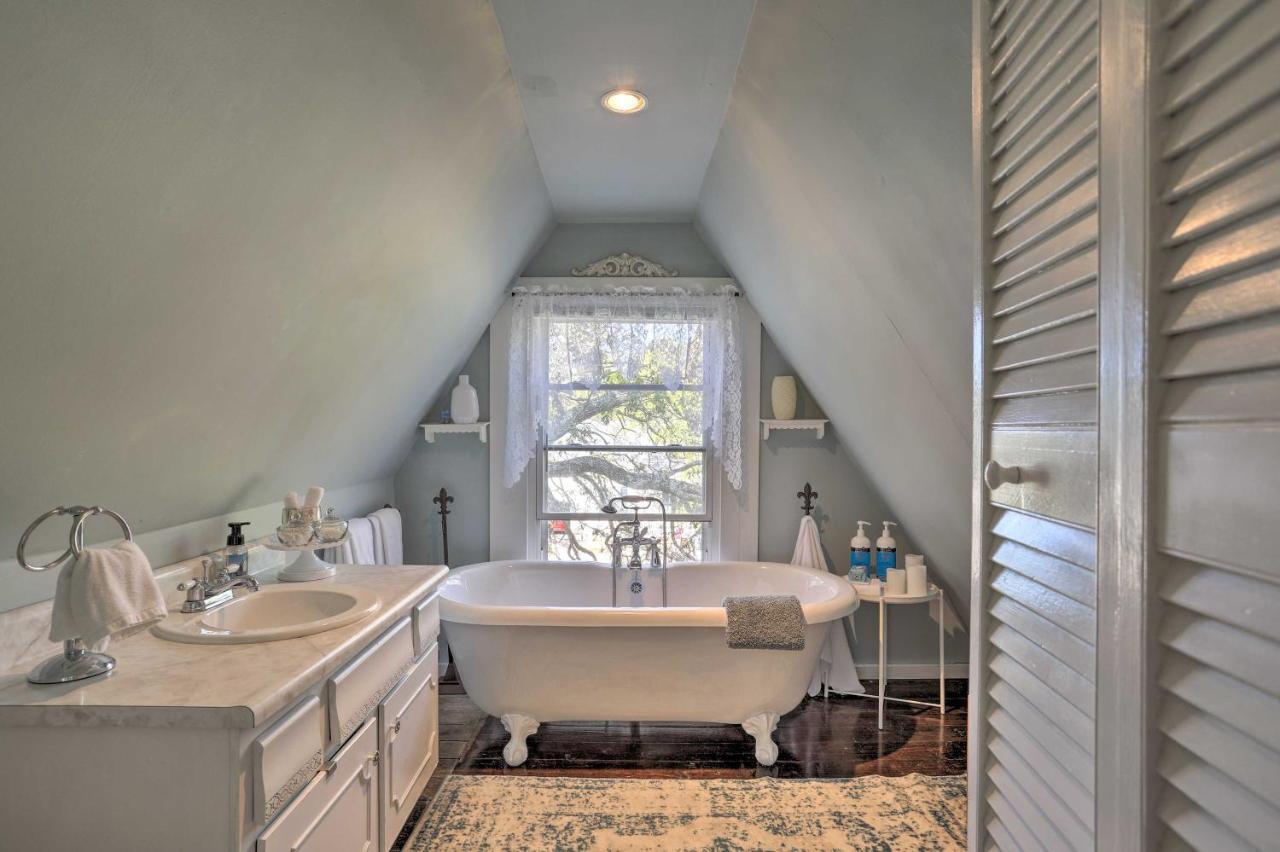 Coastal, Walkable Home In Historic Southport! Екстер'єр фото
